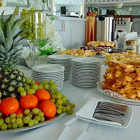 Zbyszko Hotel 3*